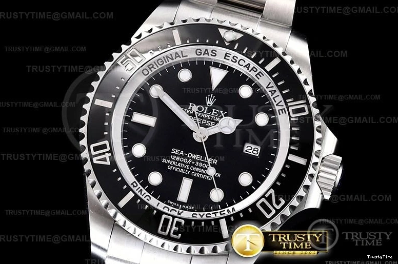 0719 ROLSD093 – Deep Sea Dweller Black Contemporary 1015